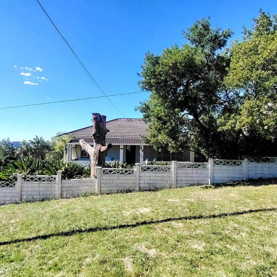3 Bedroom Property for Sale in Summerpride Eastern Cape